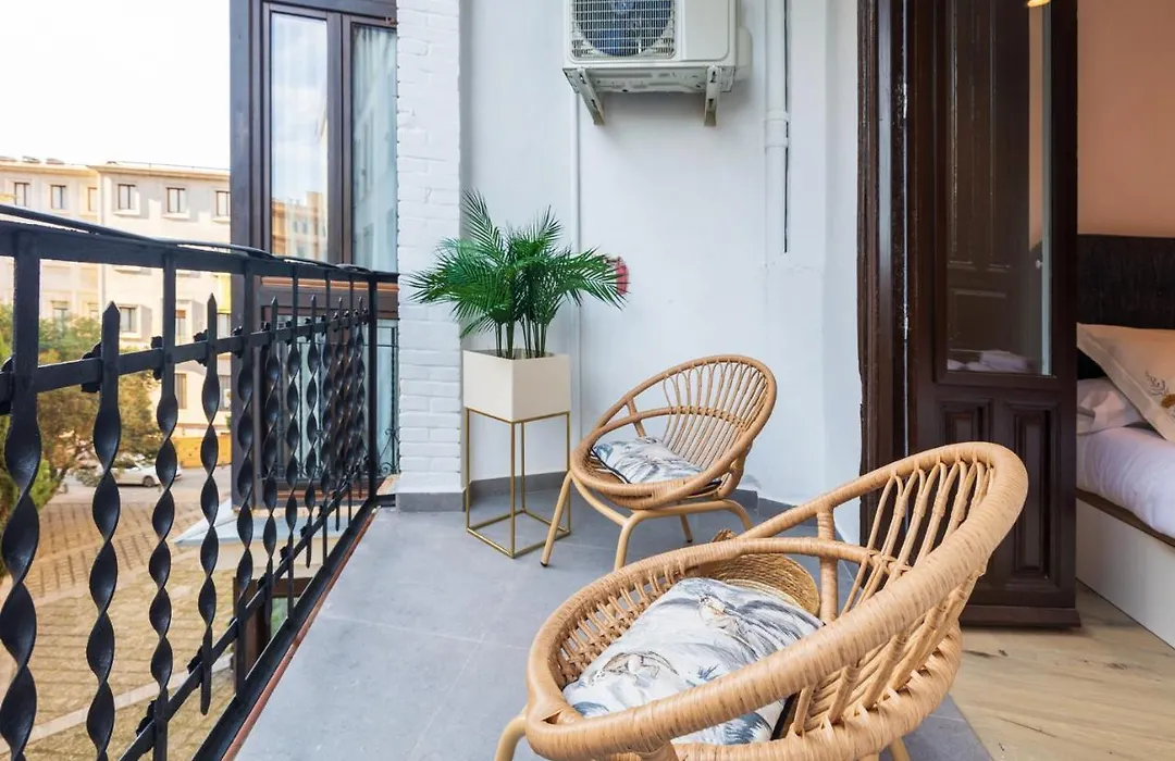 Luxury Gran Via Apartments-1